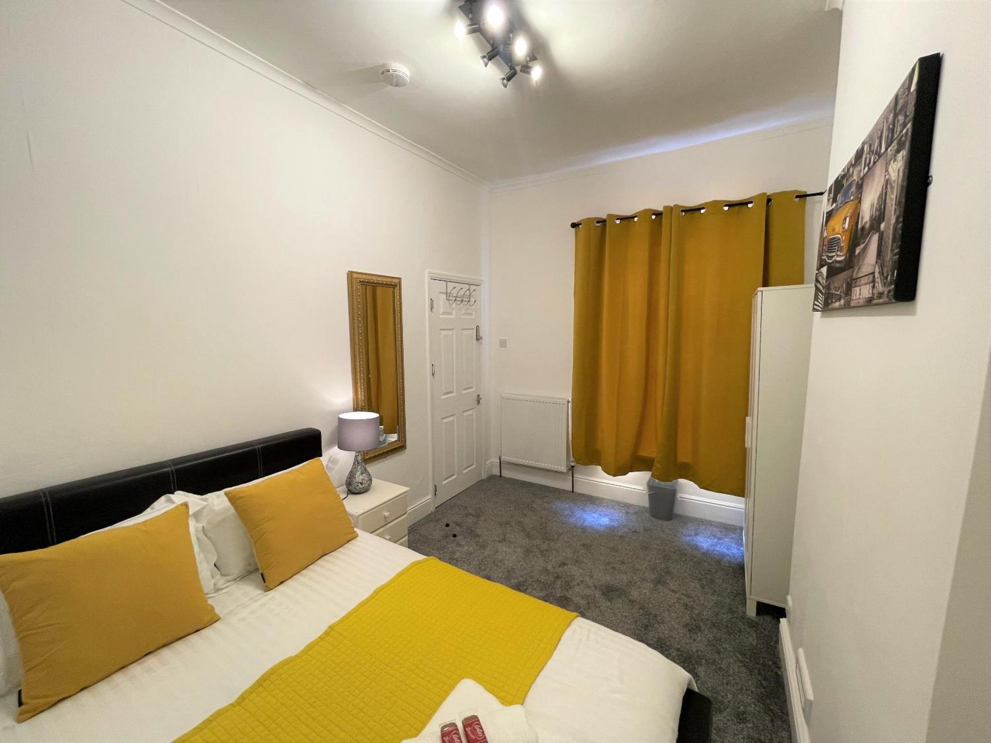 Robinhuts - 3 Bed Accommodation -Perfect For Contractors, Families & Students キングストン・アポン・ハル 部屋 写真